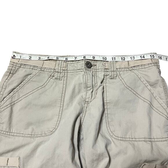 Y2K Aeropostale Low Rise Cropped Cargo Pants Size 5/6 - Picture 4 of 6
